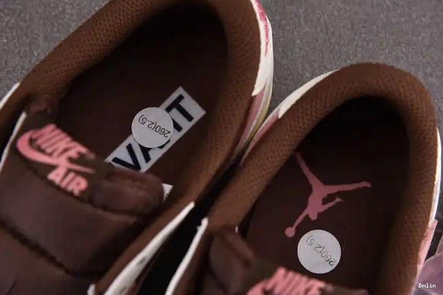 Bmlin SP Low OG DZ4137-206 1 x AJ Travis Scott 0516